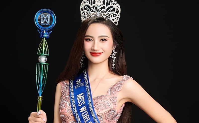 Thông tin về Hoa hậu Ý Nhi